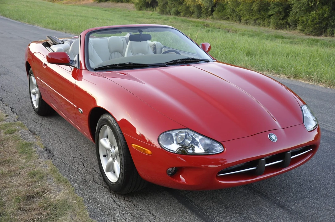1999 Jaguar X100 XK8 - Image 15 of 31