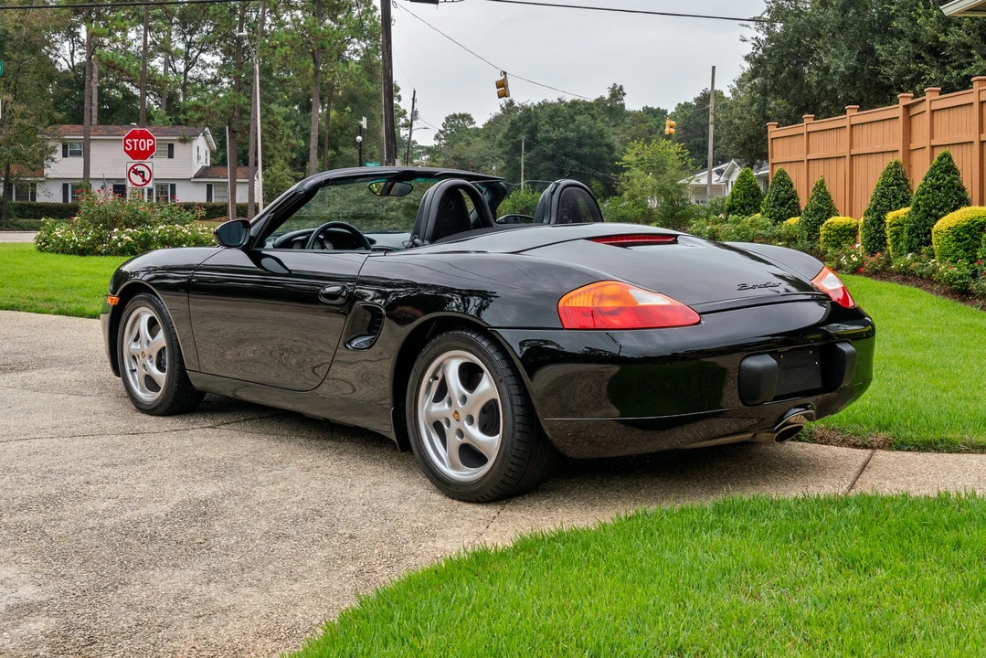 2000 Porsche 986 Boxster - Image 4 of 31