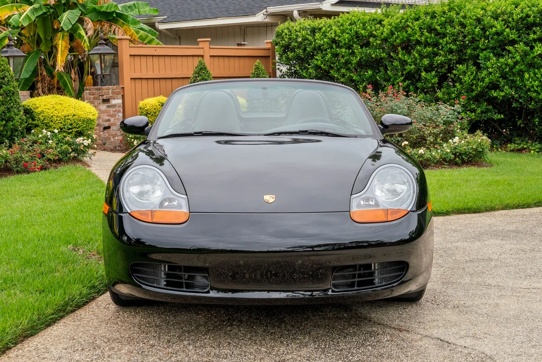 2000 Porsche 986 Boxster - Image 9 of 31