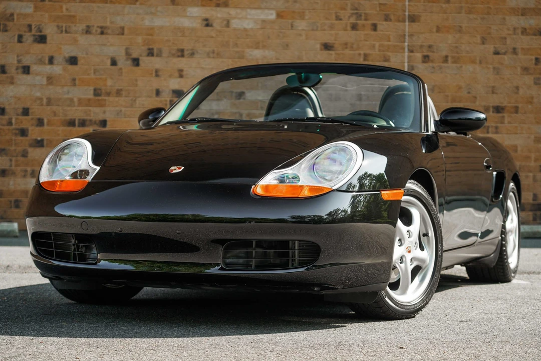 2000 Porsche 986 Boxster - Image 2 of 31