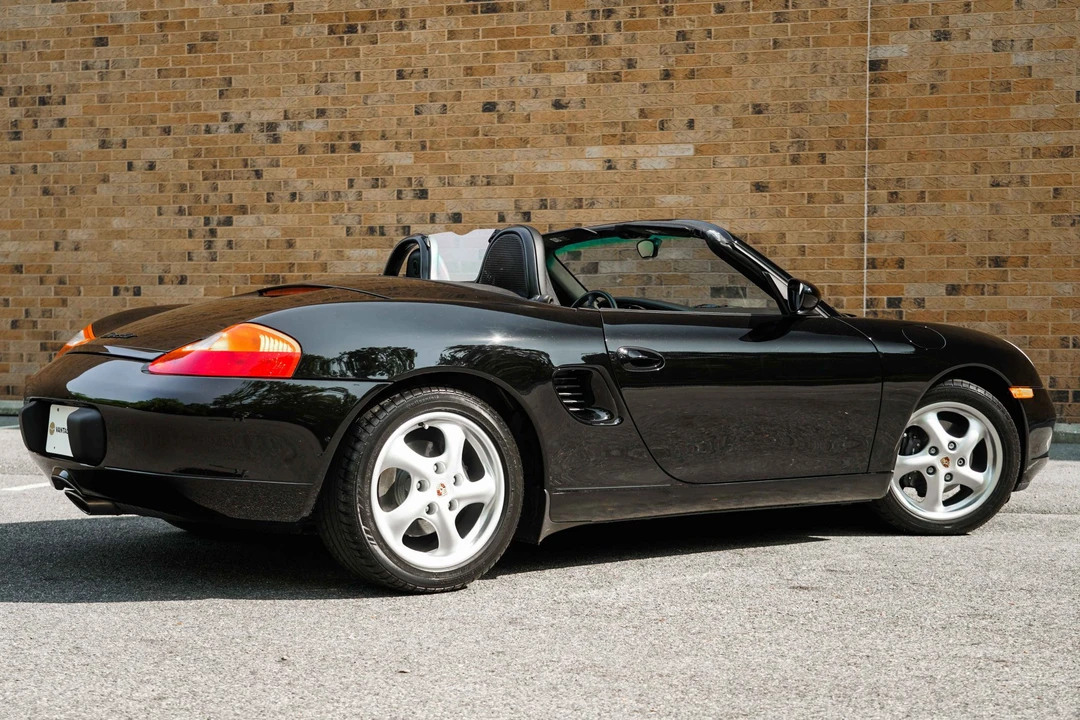 2000 Porsche 986 Boxster - Image 13 of 31