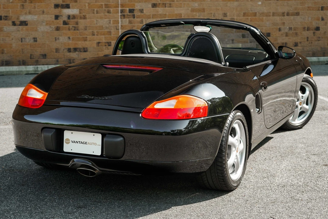 2000 Porsche 986 Boxster - Image 9 of 31