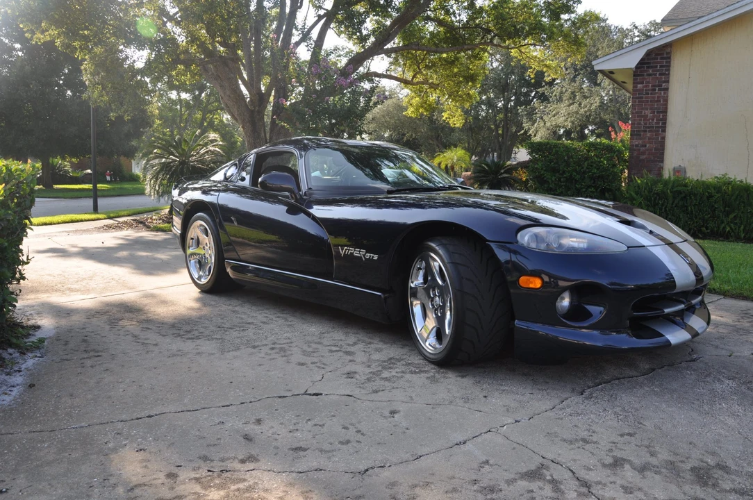 2001 Dodge Viper GTS 2nd Gen - Image 10 of 31