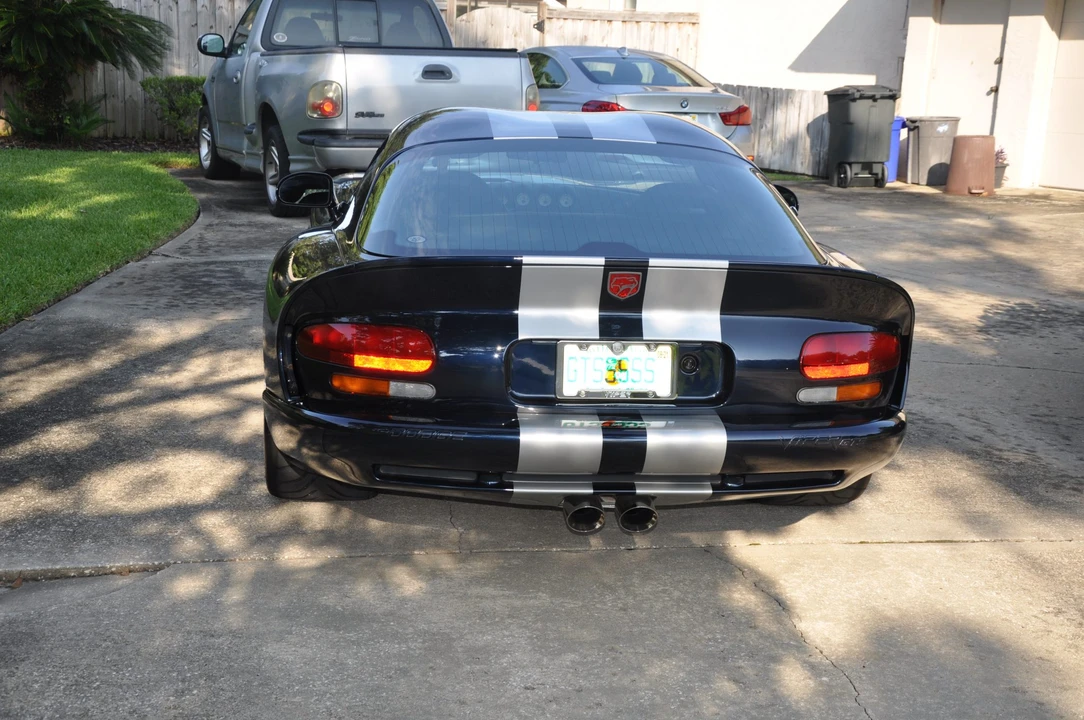 2001 Dodge Viper GTS 2nd Gen - Image 28 of 31