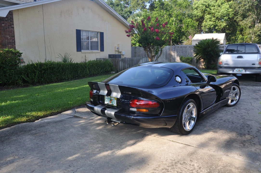 2001 Dodge Viper GTS 2nd Gen - Image 26 of 31