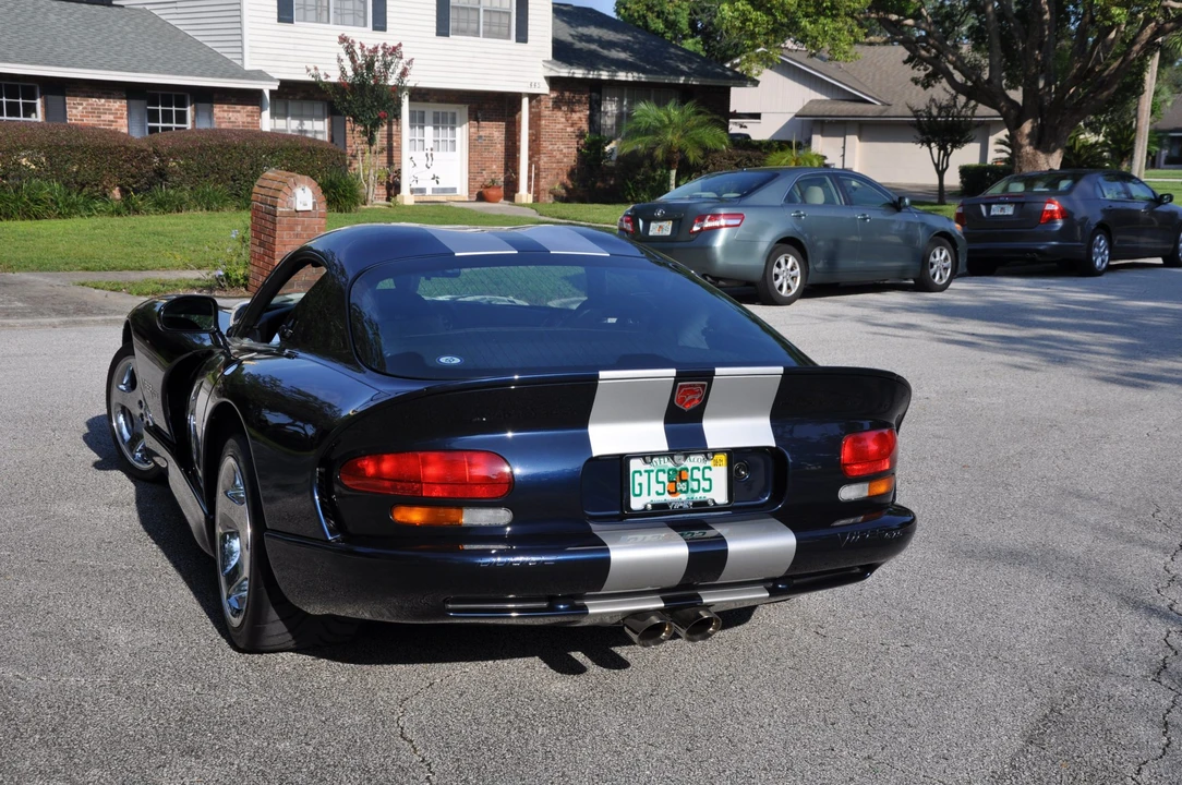 2001 Dodge Viper GTS 2nd Gen - Image 25 of 31