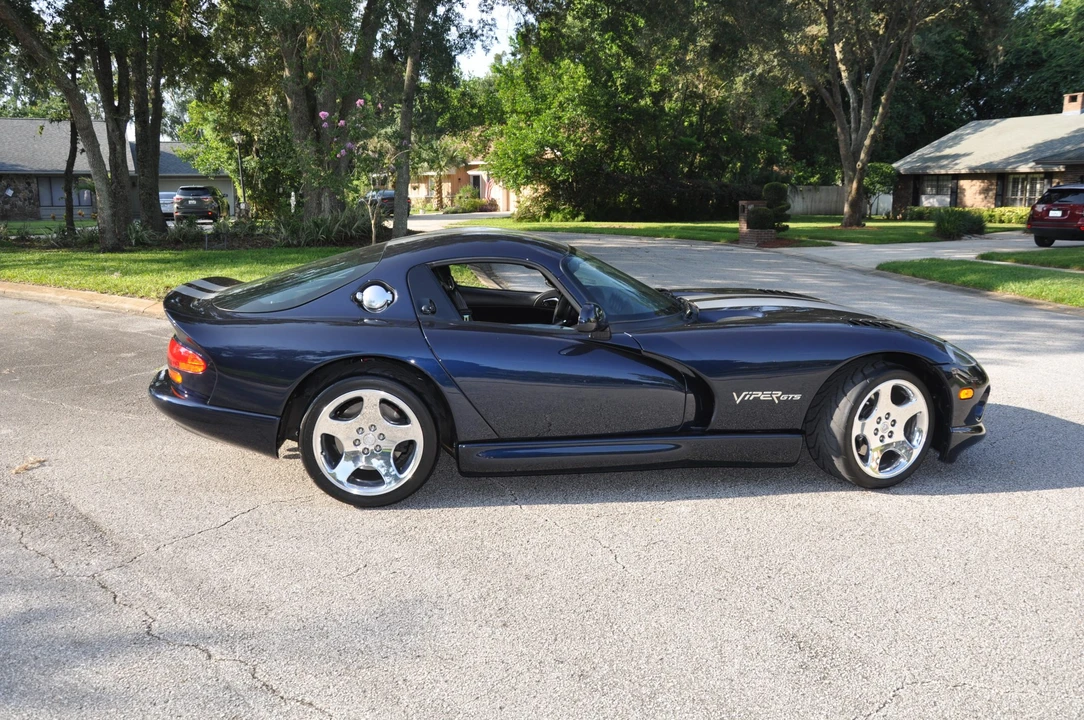 2001 Dodge Viper GTS 2nd Gen - Image 16 of 31