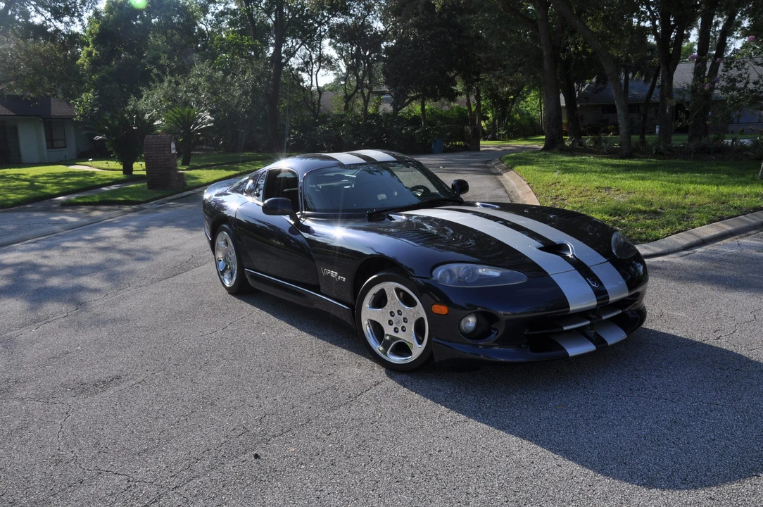 2001 Dodge Viper GTS 2nd Gen - Image 15 of 31