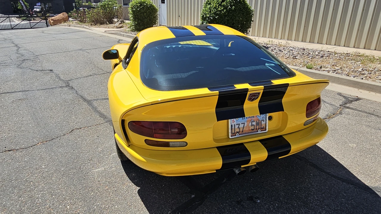 2002 Dodge Viper GTS 2nd Gen - Image 11 of 31