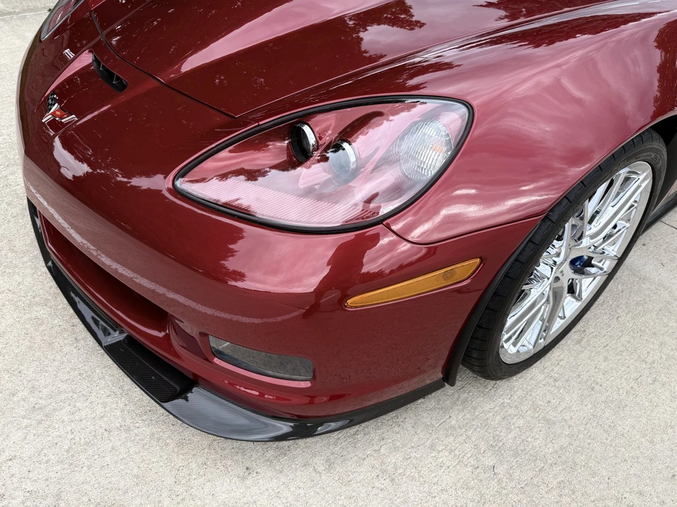 2010 Chevrolet Corvette C6 ZR1 - Image 27 of 31
