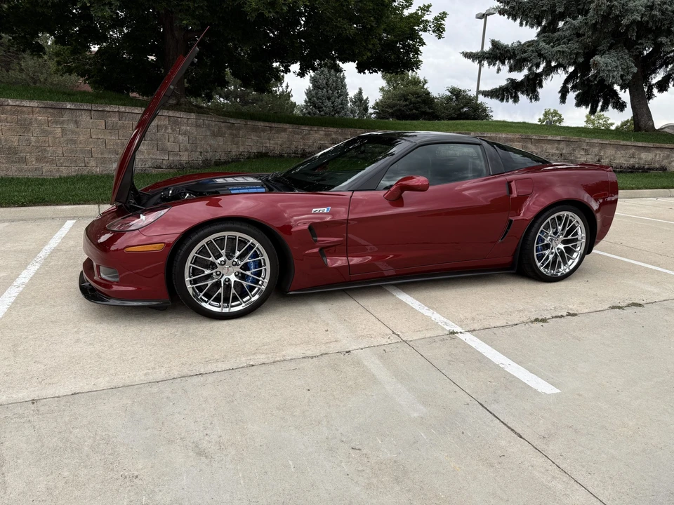 2010 Chevrolet Corvette C6 ZR1 - Image 13 of 31