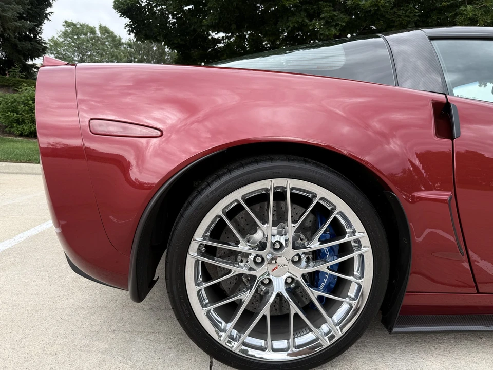 2010 Chevrolet Corvette C6 ZR1 - Image 17 of 31