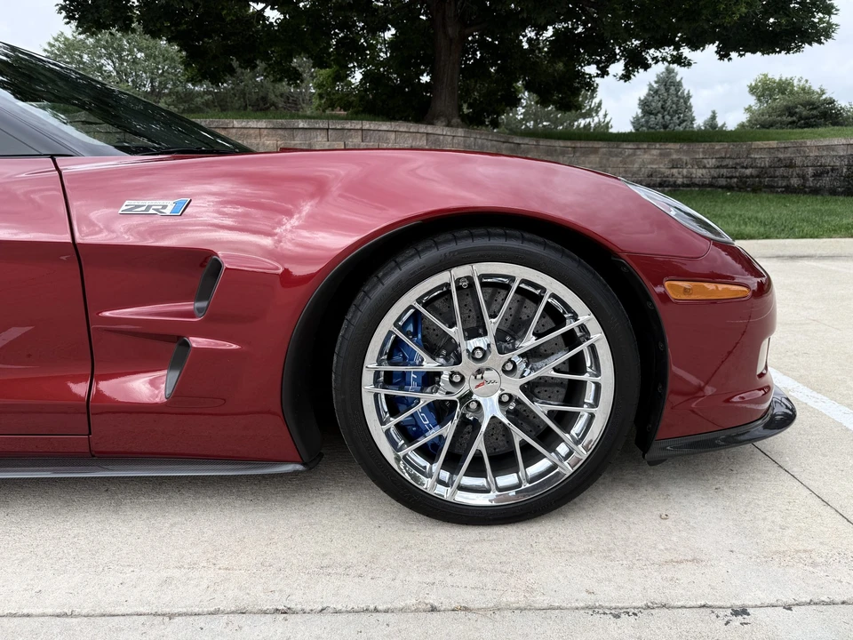 2010 Chevrolet Corvette C6 ZR1 - Image 19 of 31