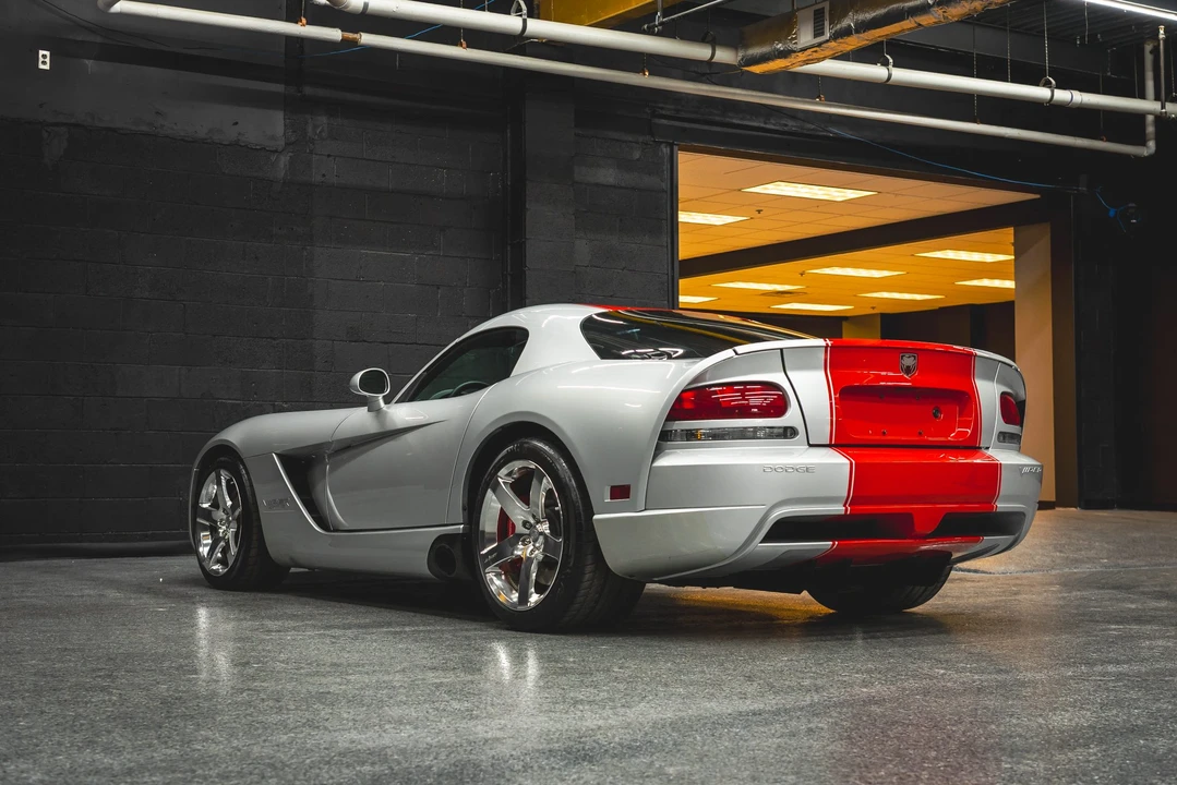 2010 Dodge Viper 4th Gen - Image 22 of 31