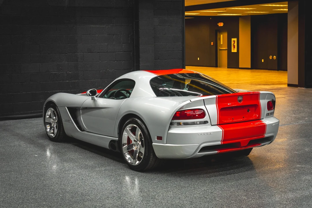 2010 Dodge Viper 4th Gen - Image 23 of 31