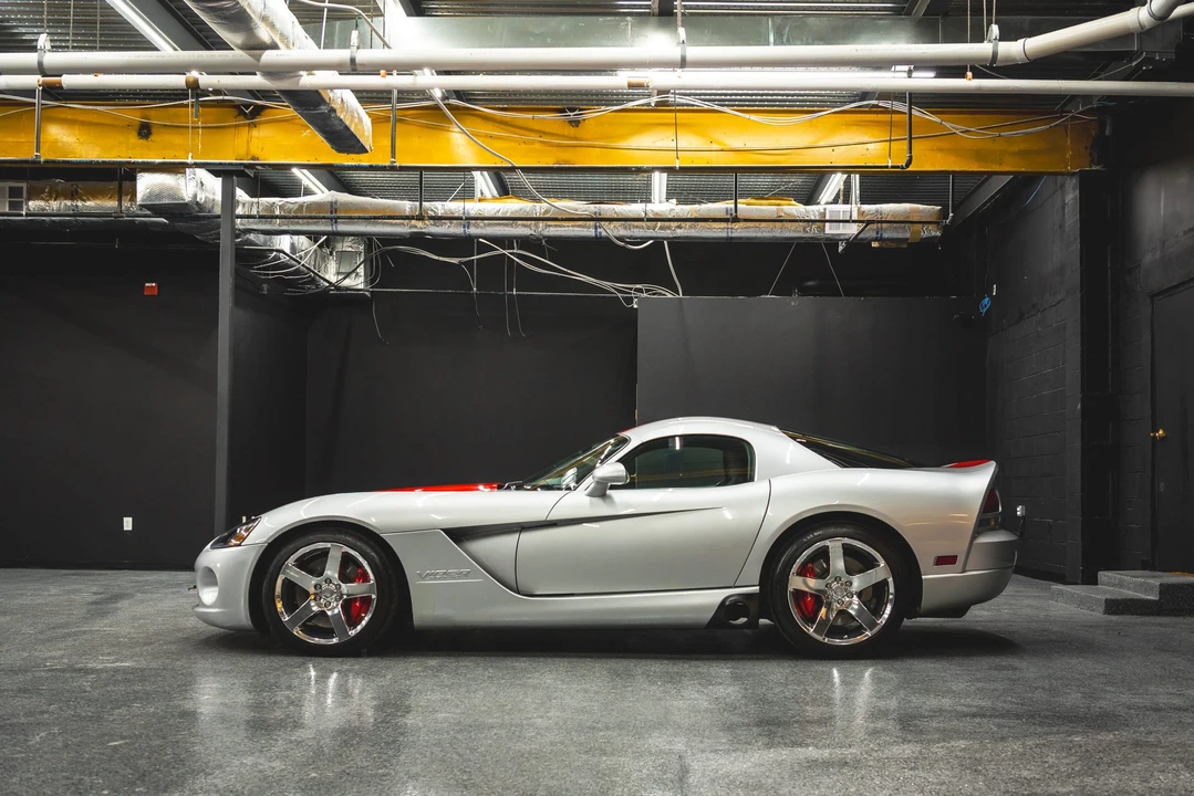 2010 Dodge Viper 4th Gen - Image 18 of 31