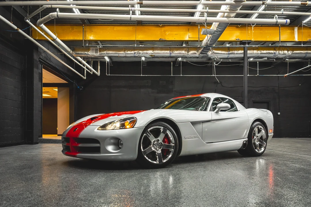 2010 Dodge Viper 4th Gen - Image 8 of 31