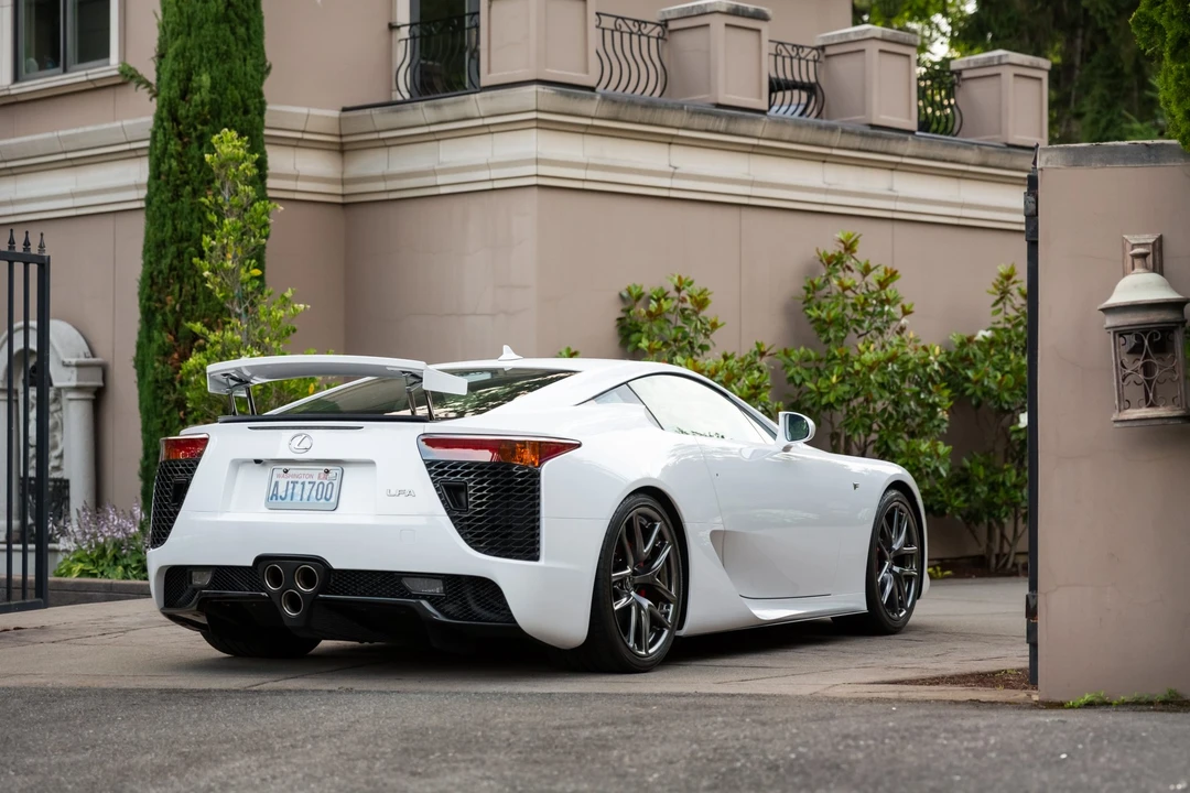 2012 Lexus LFA - Image 11 of 31