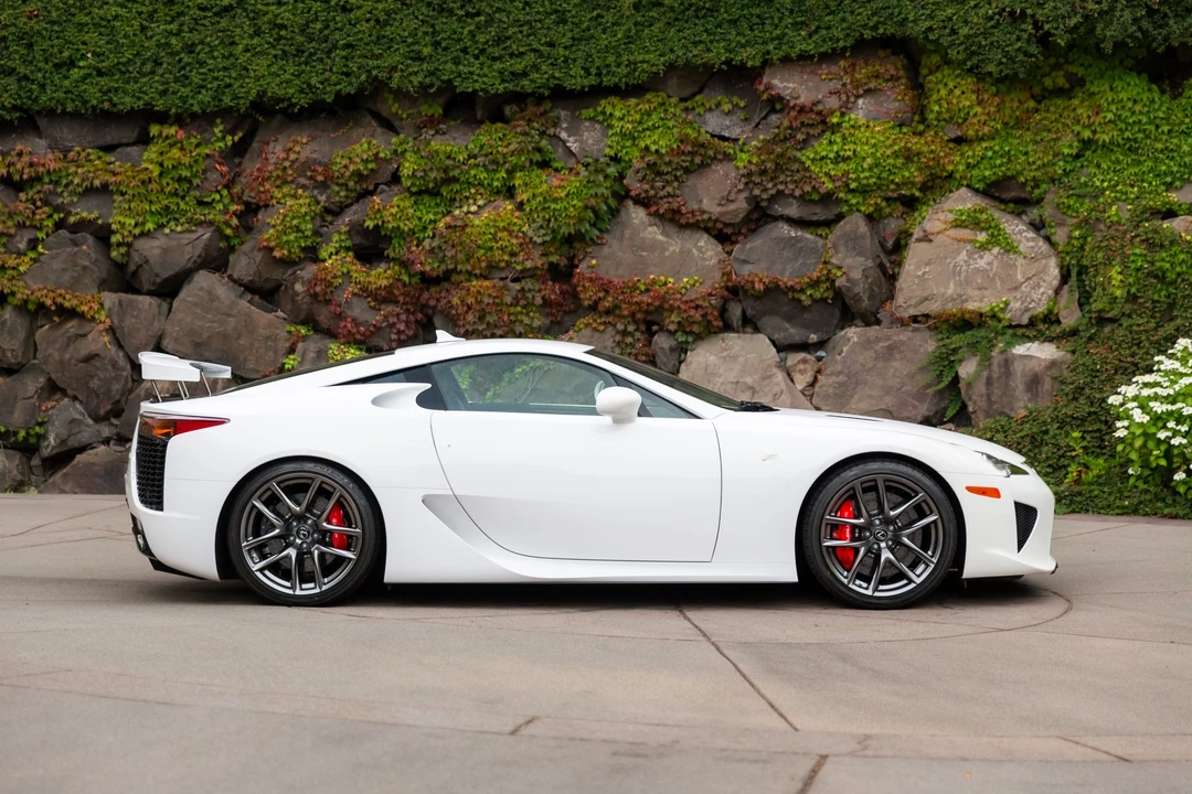 2012 Lexus LFA - Image 23 of 31