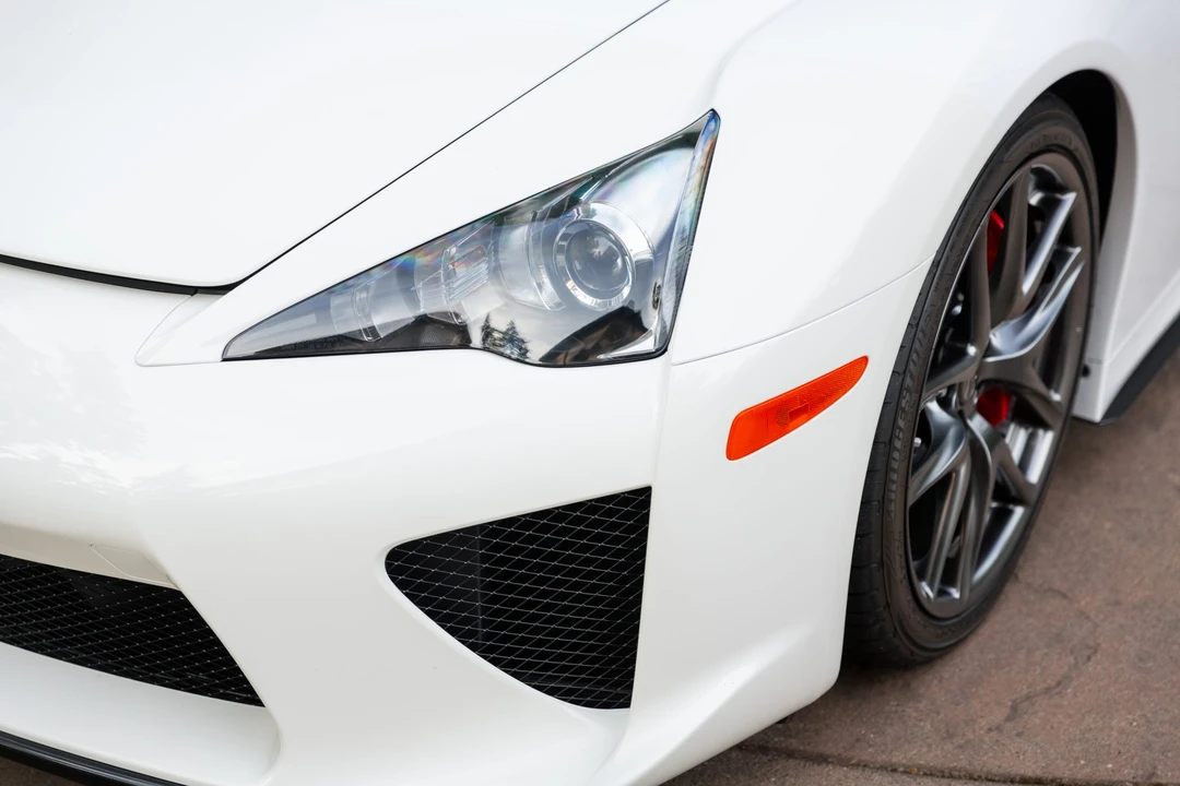 2012 Lexus LFA - Image 29 of 31