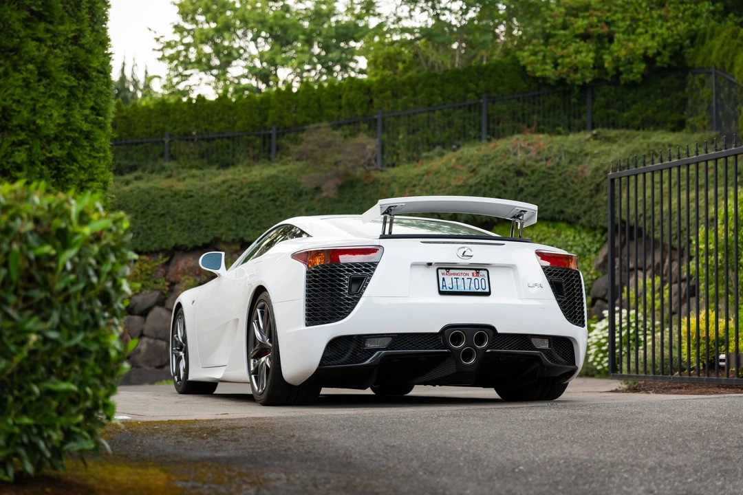 2012 Lexus LFA - Image 9 of 31