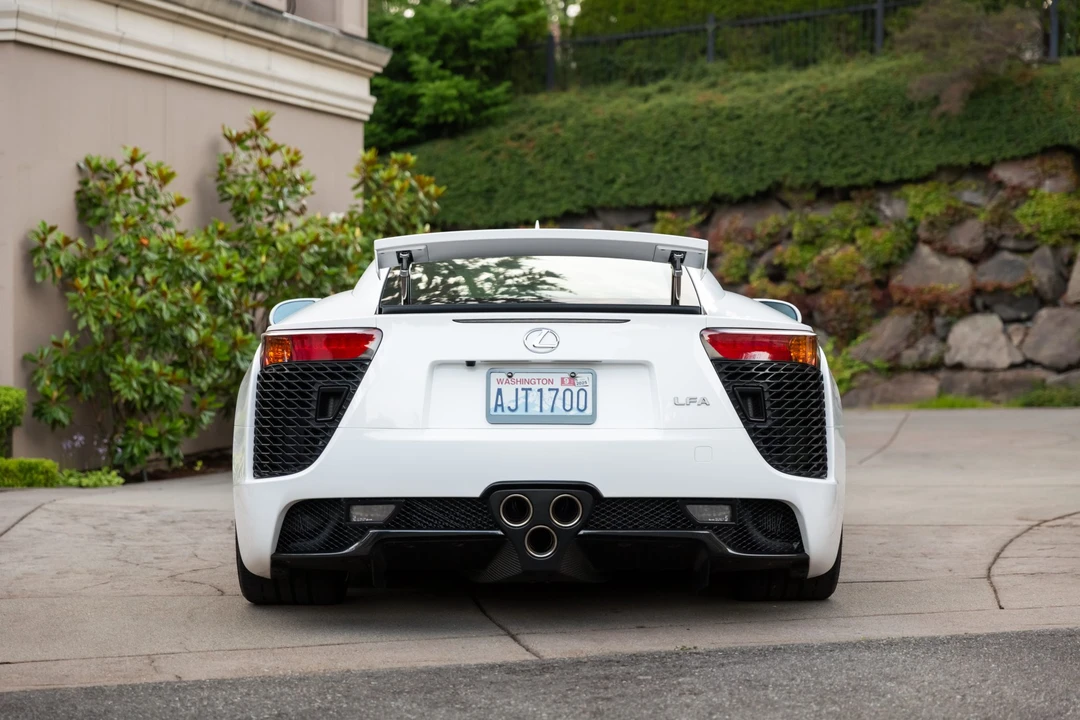 2012 Lexus LFA - Image 10 of 31