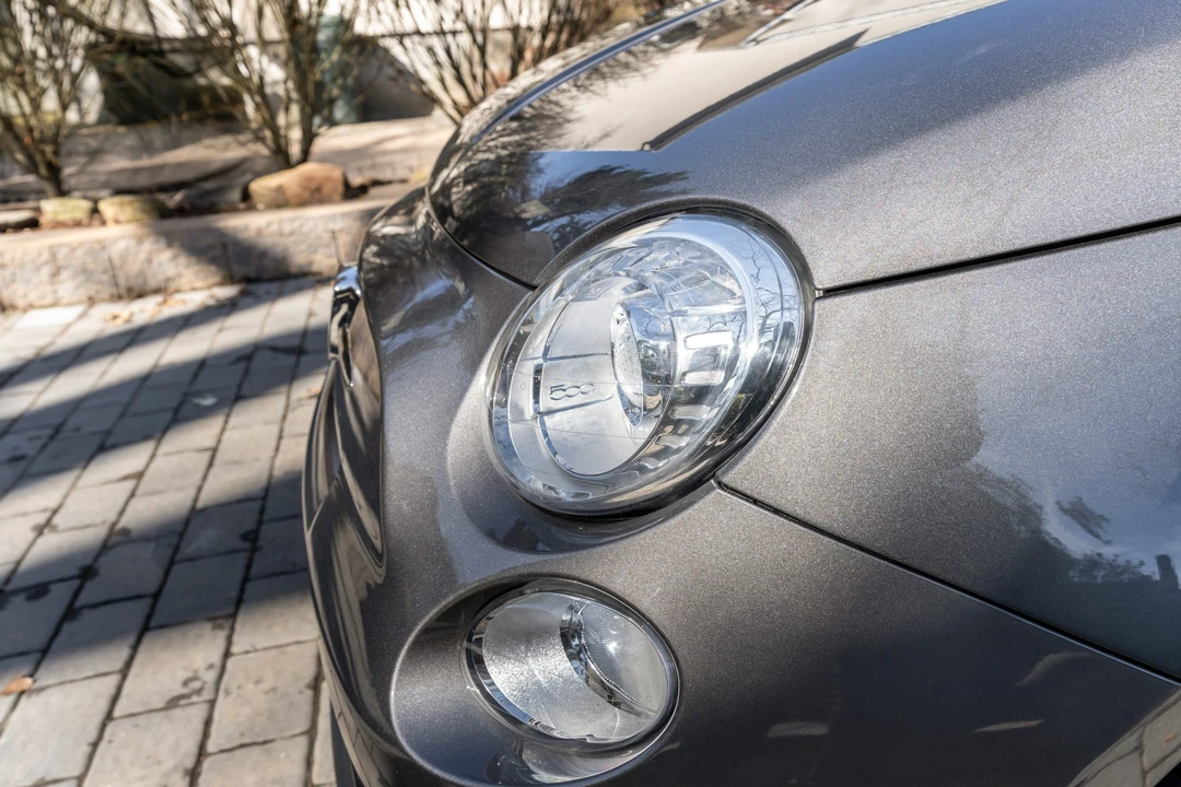 2013 Fiat Abarth 500 - Image 11 of 31