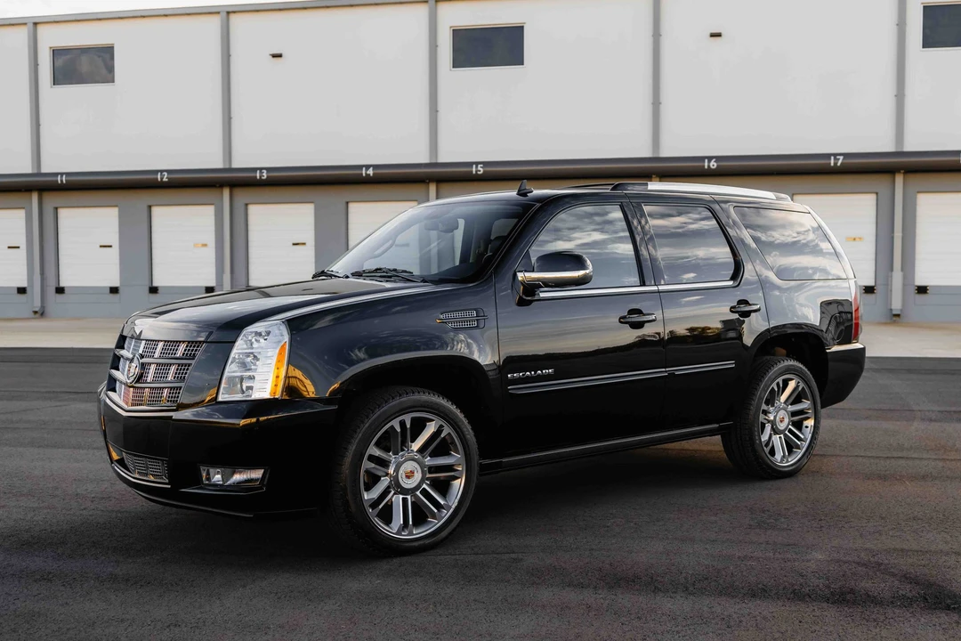 2014 Cadillac Escalade & EXT 3rd Gen - Image 16 of 31