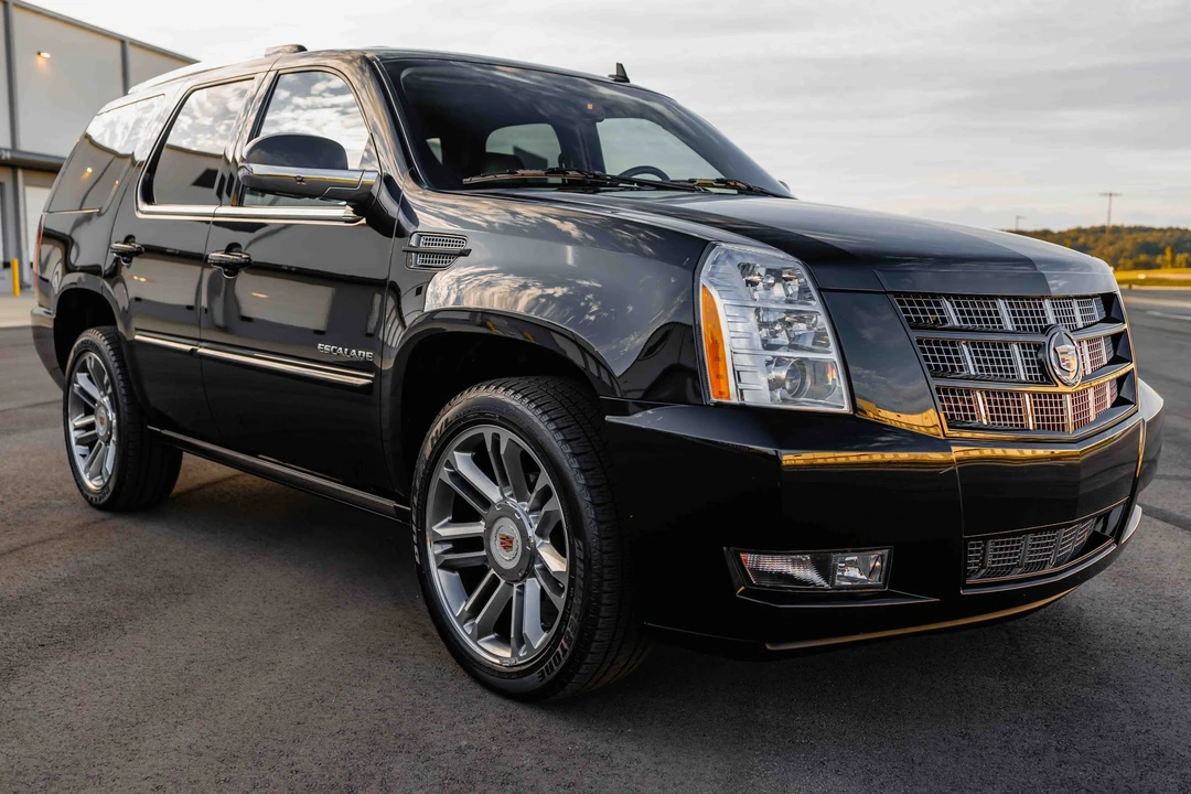 2014 Cadillac Escalade & EXT 3rd Gen - Image 8 of 31
