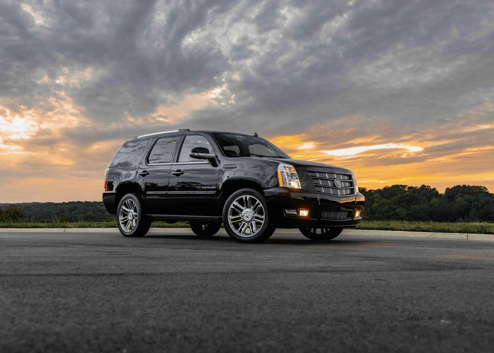 2014 Cadillac Escalade & EXT 3rd Gen - Image 4 of 31
