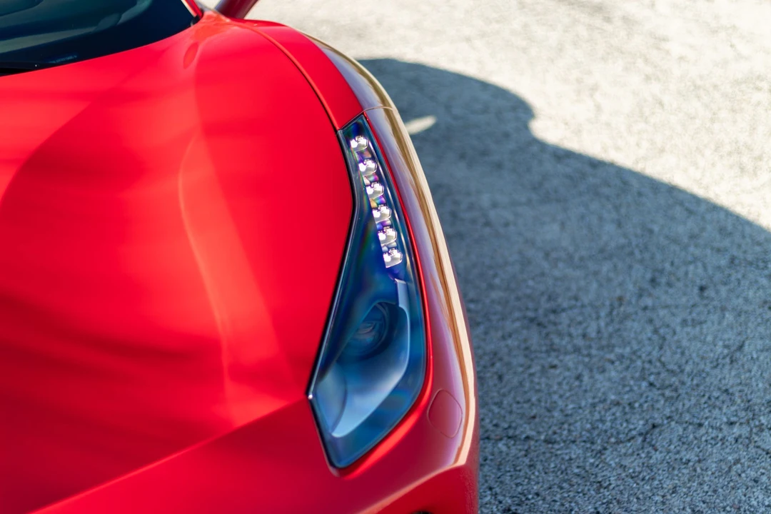 2016 Ferrari 488 GTB - Image 18 of 31