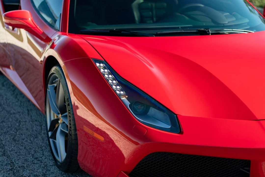 2016 Ferrari 488 GTB - Image 12 of 31