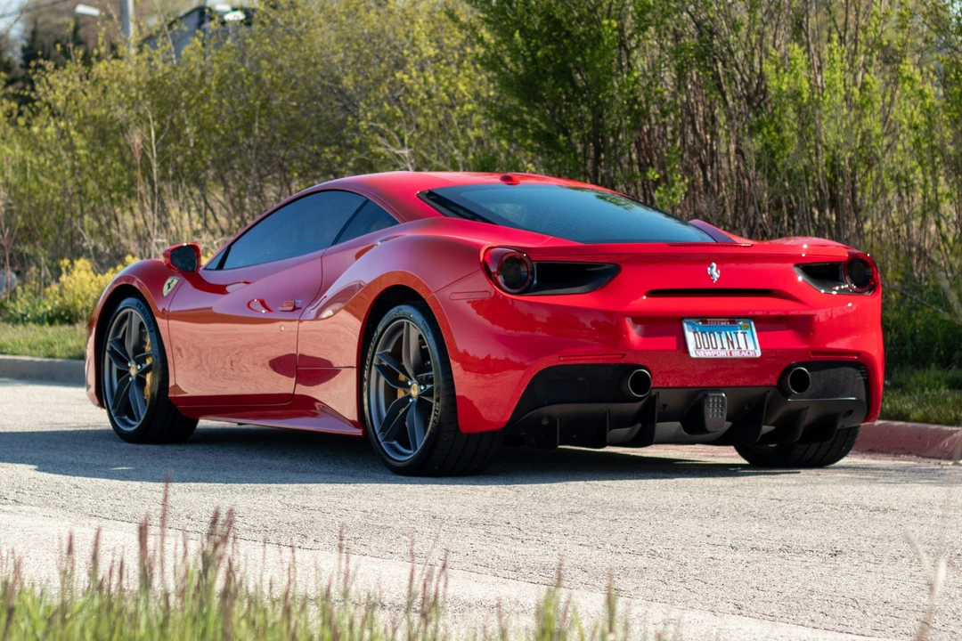 2016 Ferrari 488 GTB - Image 4 of 31