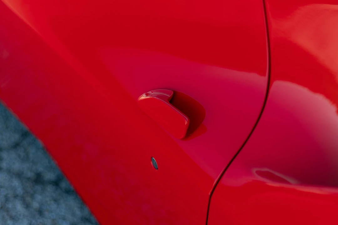 2016 Ferrari 488 GTB - Image 25 of 31