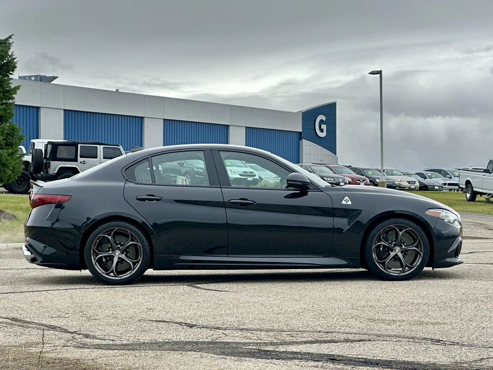 2017 Alfa Romeo Giulia Quadrifoglio - Image 19 of 31
