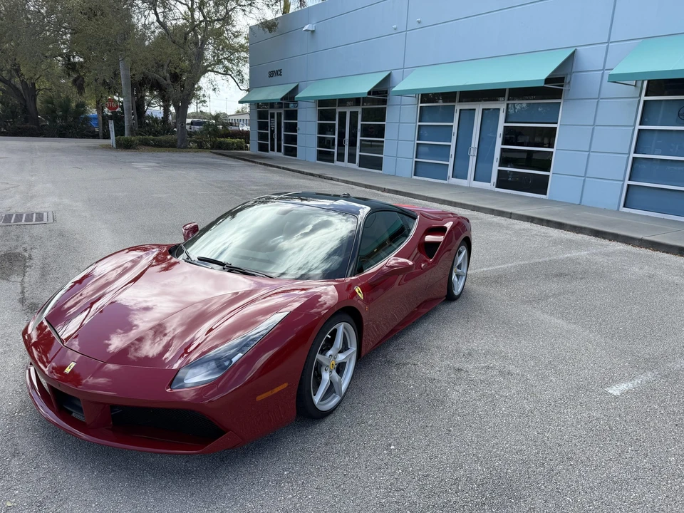 2019 Ferrari 488 GTB - Image 2 of 31
