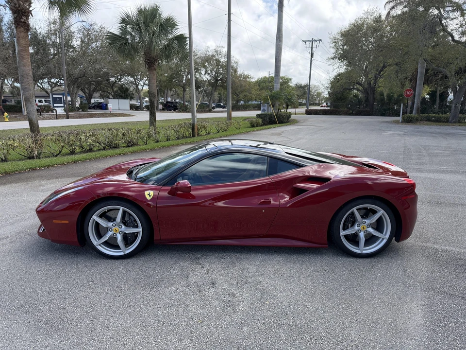 2019 Ferrari 488 GTB - Image 6 of 31
