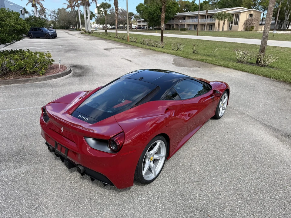 2019 Ferrari 488 GTB - Image 15 of 31