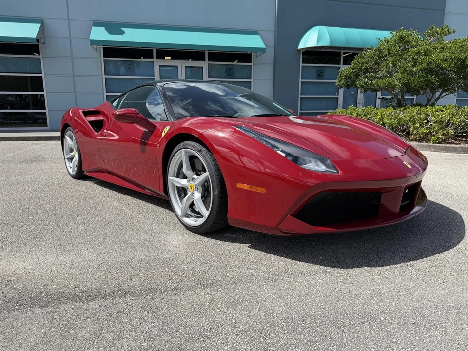 2019 Ferrari 488 GTB - Image 19 of 31