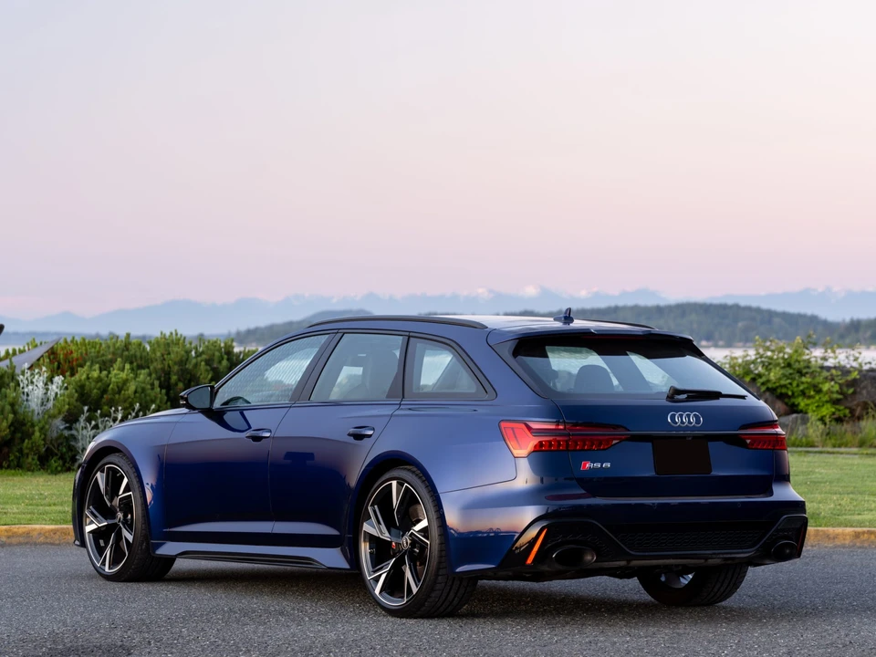 2021 Audi C8 RS6 - Image 12 of 31