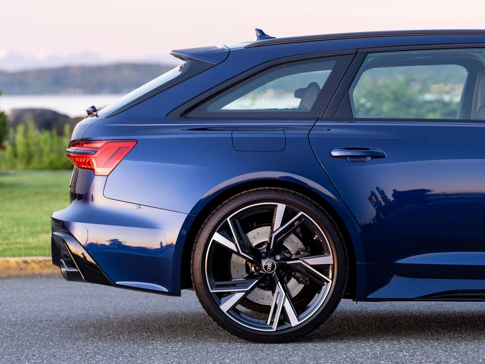 2021 Audi C8 RS6 - Image 19 of 31