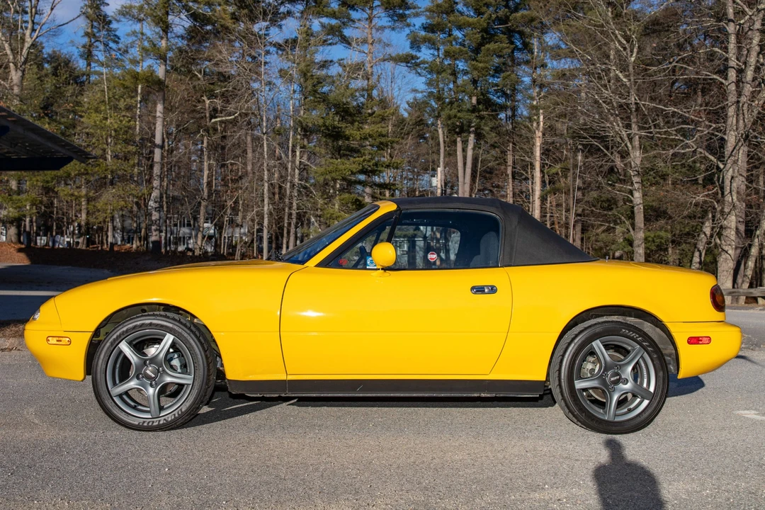 1992 Mazda NA MX-5 Miata - Image 15 of 31