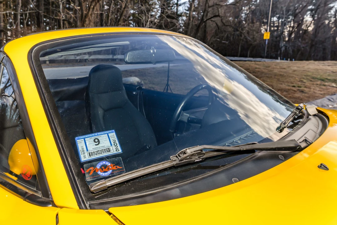 1992 Mazda NA MX-5 Miata - Image 28 of 31