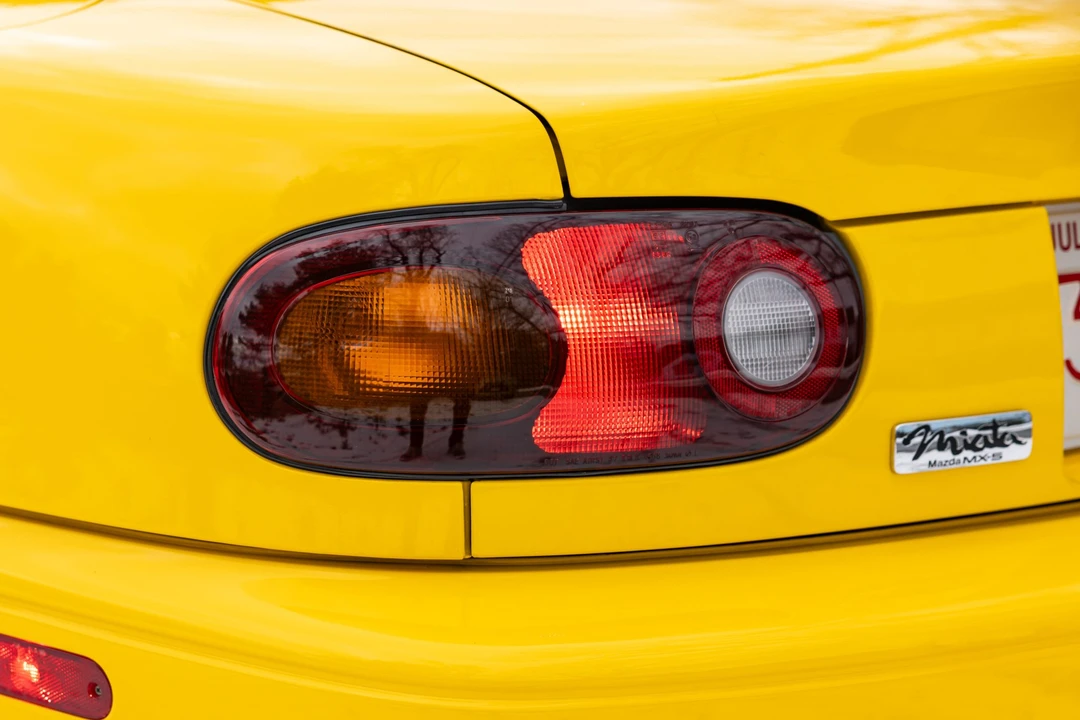 1992 Mazda NA MX-5 Miata - Image 24 of 31