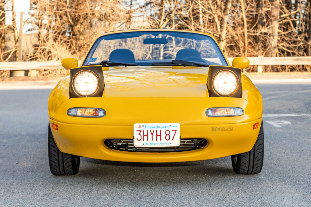 1992 Mazda NA MX-5 Miata - Image 2 of 31