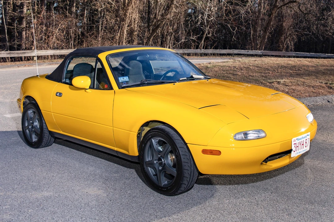 1992 Mazda NA MX-5 Miata - Image 10 of 31