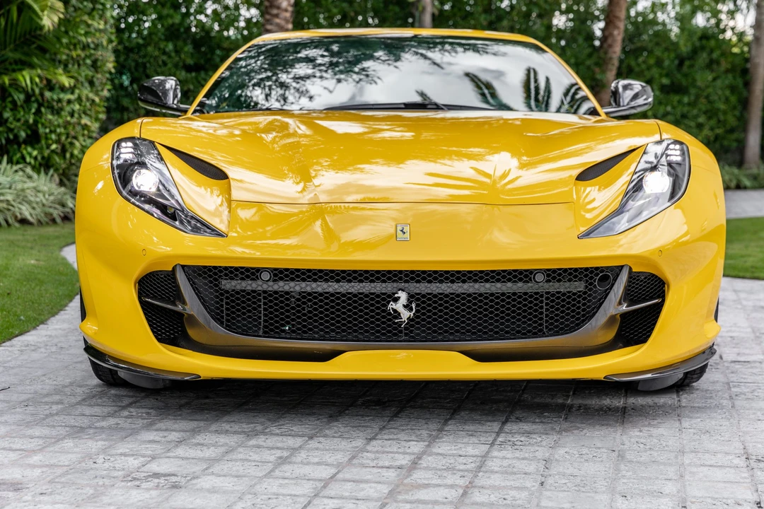 2019 Ferrari 812 Superfast - Image 4 of 31