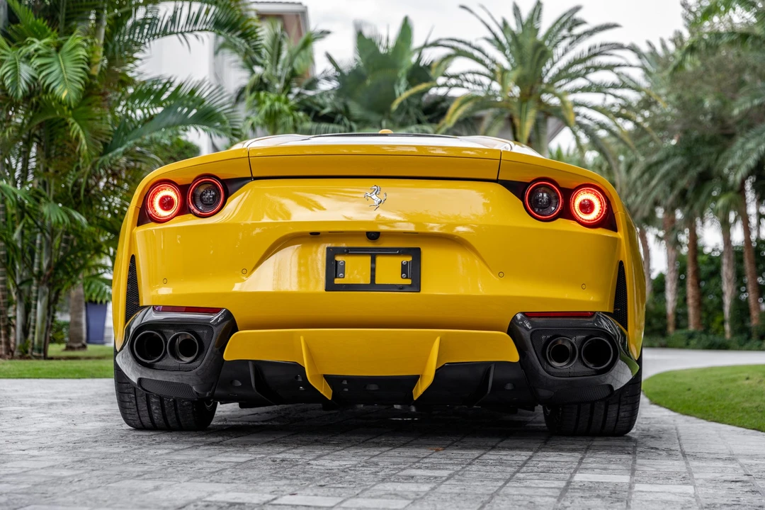 2019 Ferrari 812 Superfast - Image 8 of 31