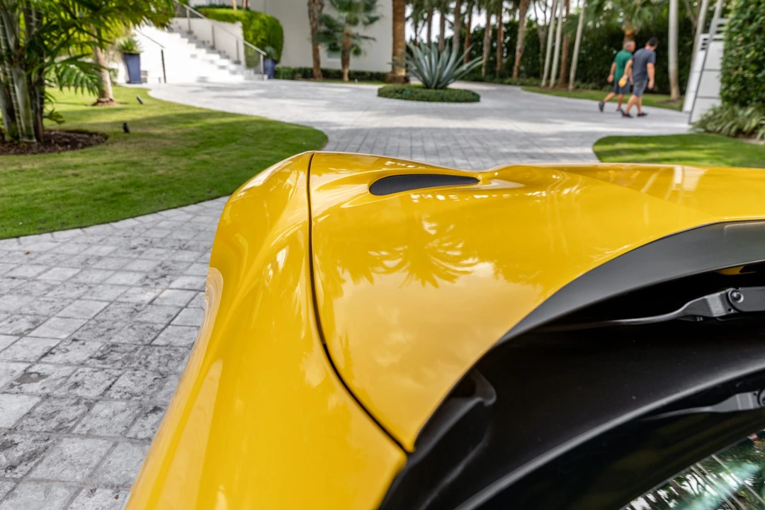 2019 Ferrari 812 Superfast - Image 25 of 31