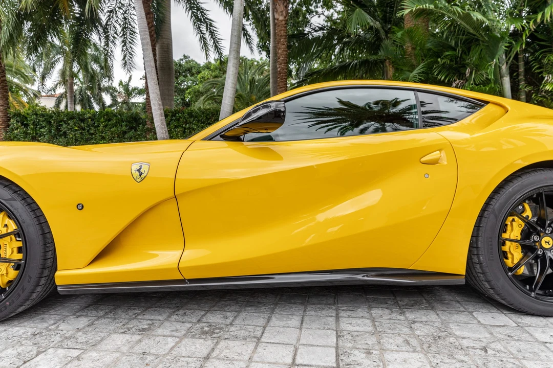 2019 Ferrari 812 Superfast - Image 27 of 31